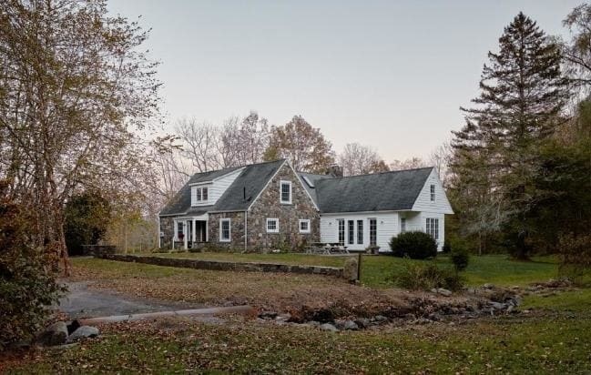 Amanda house in England